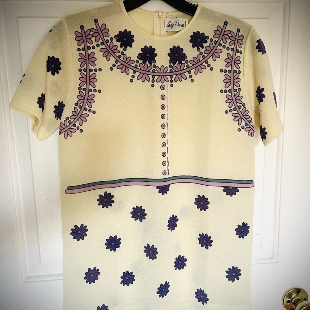 Vintage Lady Devon Polyester Patterned Shirt 1970… - image 2